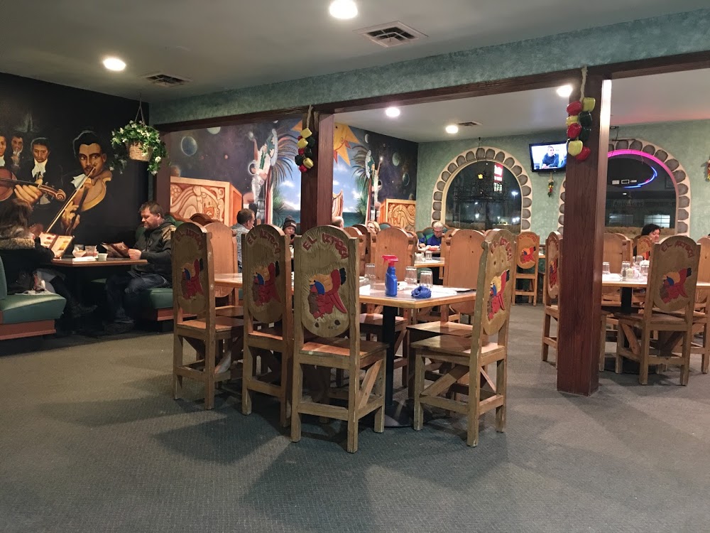 El Azteca Restaurant