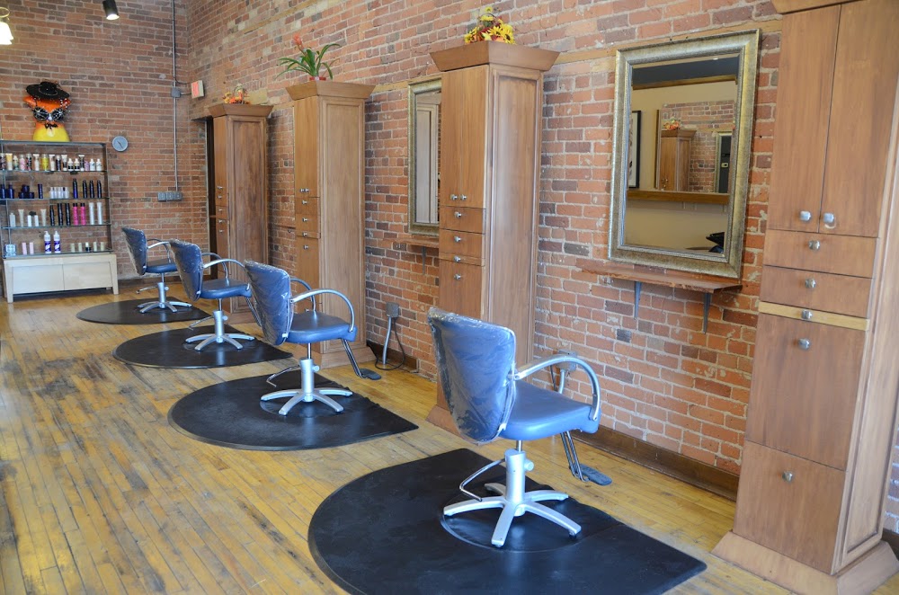 The Main Salon & Spa